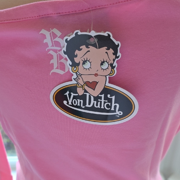 Von Dutch x Betty Boop collection Off The Shoulder Crop Top - Picture 4 of 6